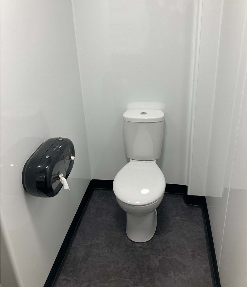 Family washroom toilet