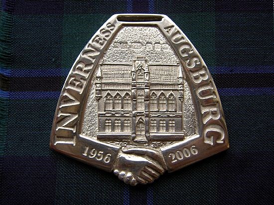 Twinning medal