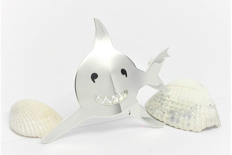 BR12 sterling silver laughing shark brooch