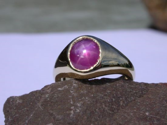 Gents 18ct  Star Ruby Ring