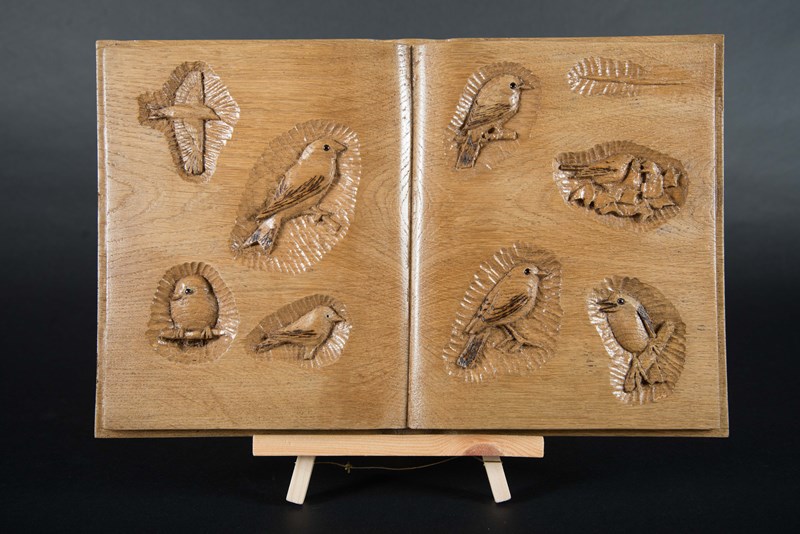 Open Book in Oak showing Greenfinch and Robin