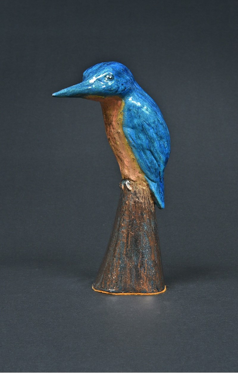 Kingfisher on pillar by Stephen Rose