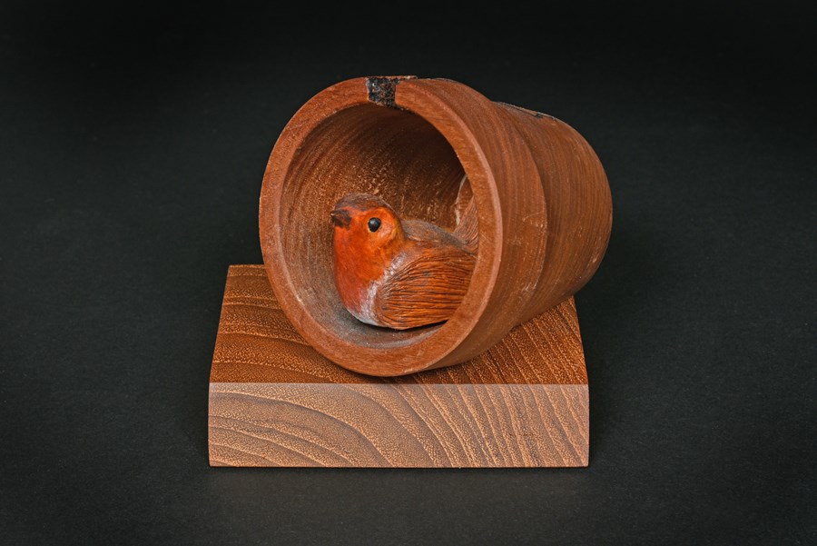 Robin on a plant pot by Carol Davies, Silver