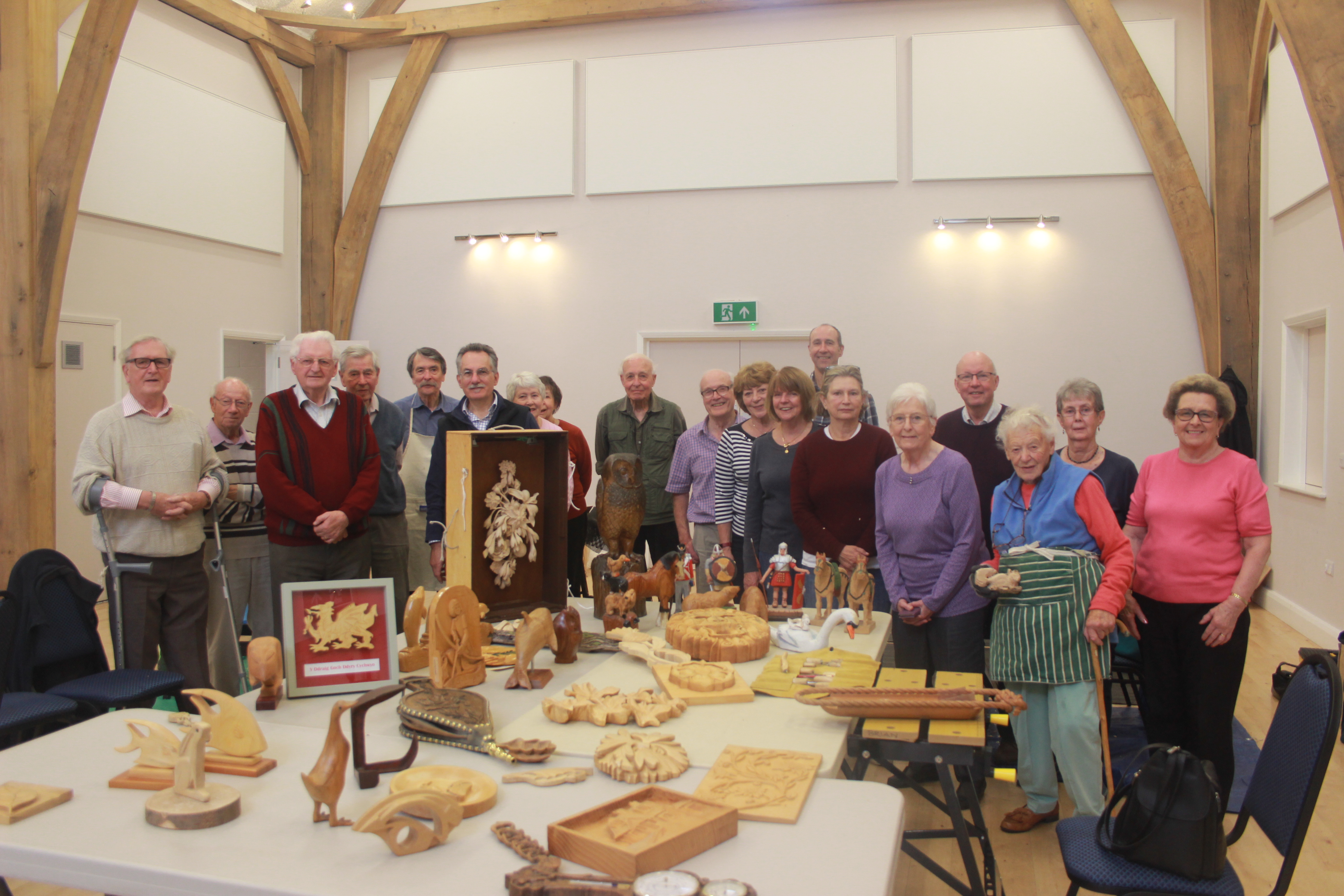 Surrey Group - Outwood Woodcarvers
