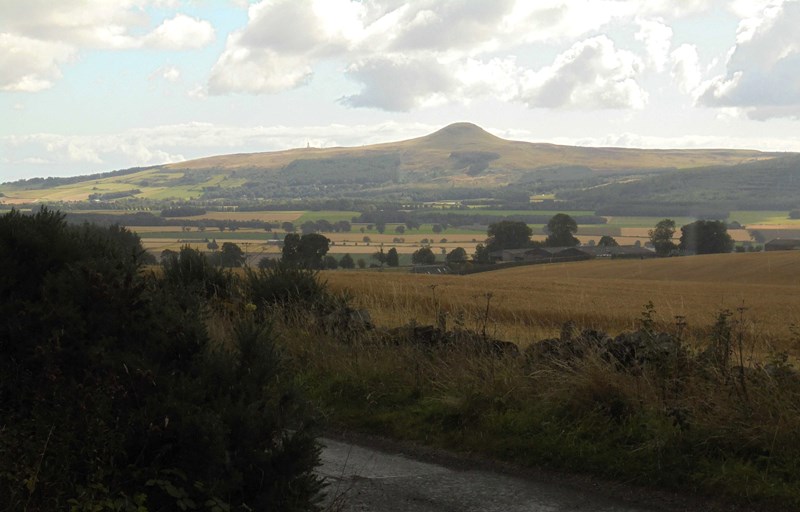 East Lomond and The Howe from the car park