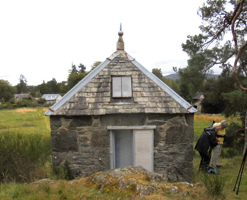 Earthquake House