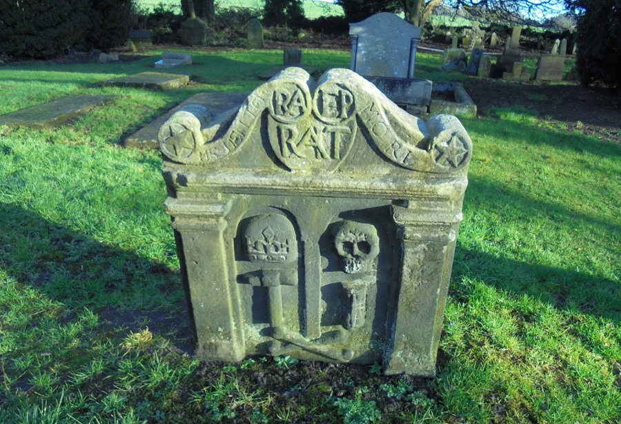 Grave detail Old West Kirk