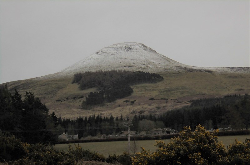A snowy east Lomond