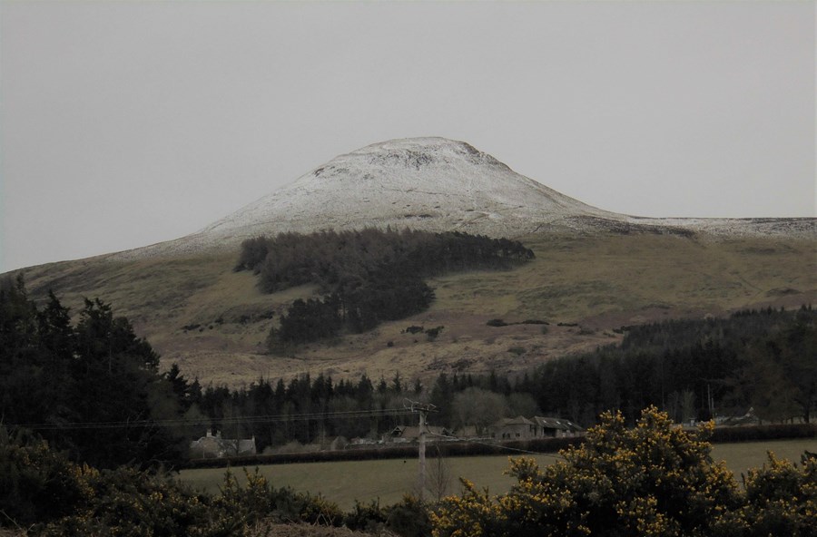 A snowy east Lomond