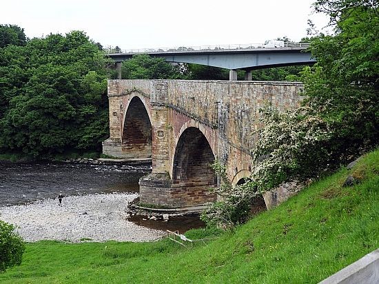 Old Leaderfoot Bridge