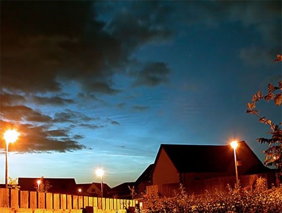 Noctilucent Cloud 01/07/06 - Eric Walker