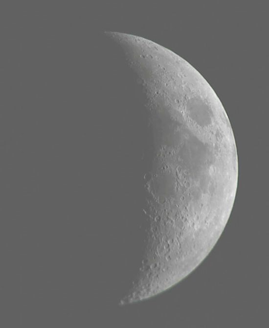 Six day old Moon 04/04/06 - Jeremy Rundle