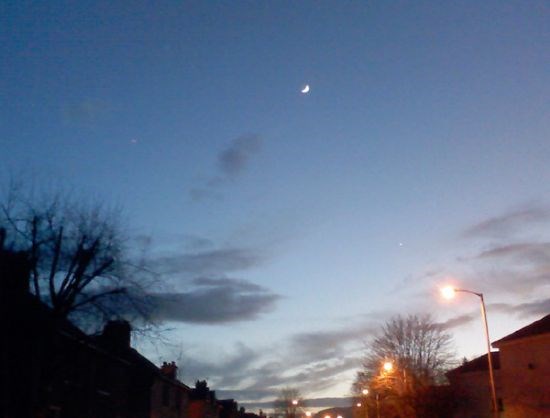 Moon in conjunction with Venus - and Streetlight 21/02/07 - Antony McEwan