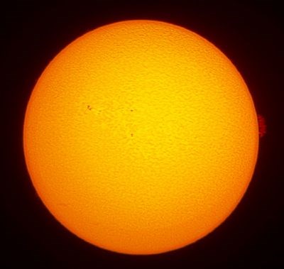 Solar Waterfall Prominence 04/04/06 - Bill Leslie