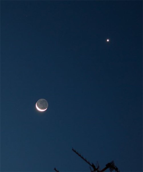 Earthshine and Venus 27/02/09 - Eric Walker