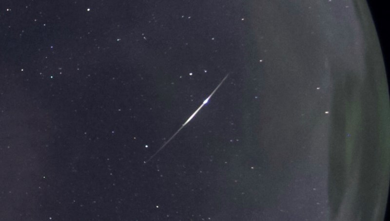 Cropped  HAS AllSkyCam Taurid Meteor 20221103