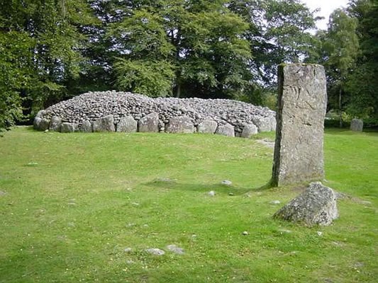 Clava Cairns 