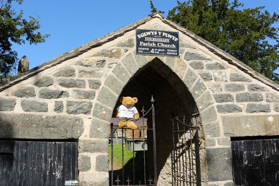 Dolbenmaen, Gwynedd (510)