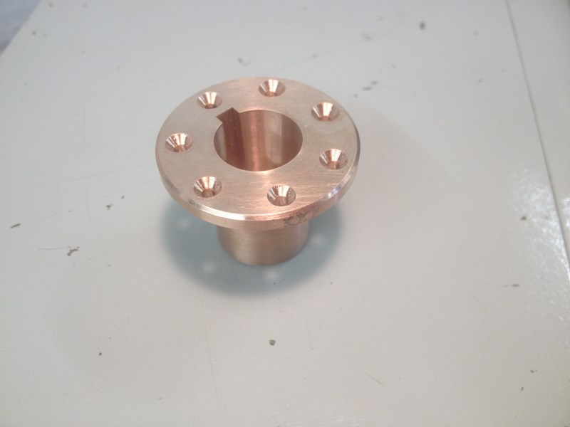 Bronze steering wheel bush for a yacht