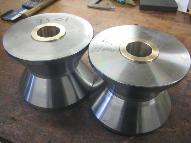 Steel rollers with bronze bushes