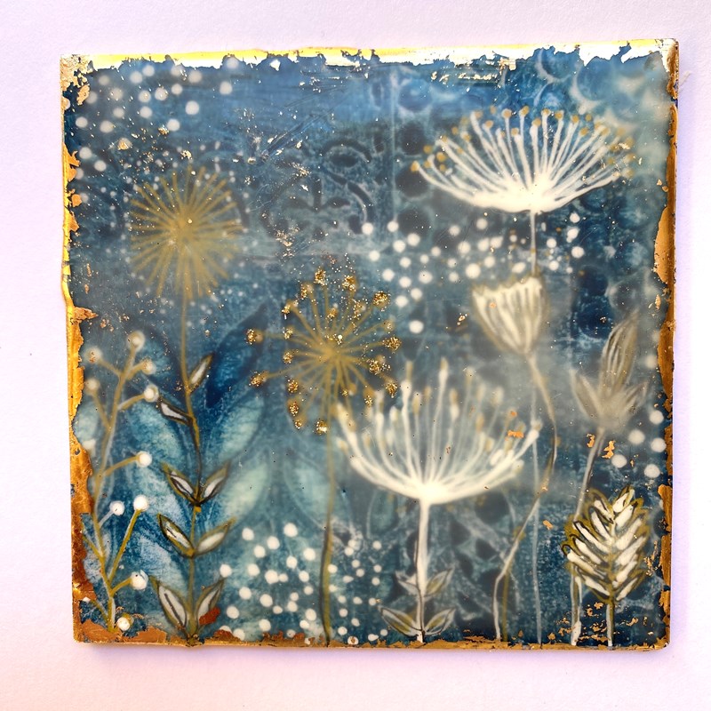 Create encaustic artworks 