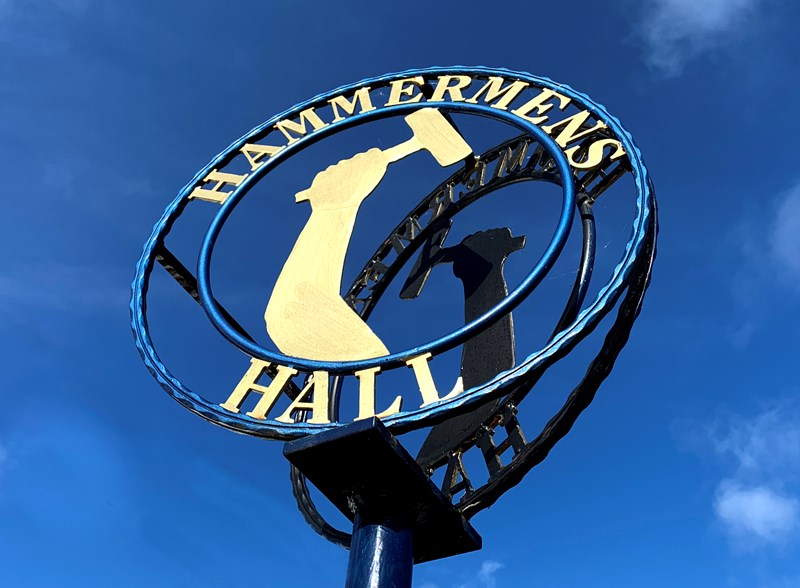 The Hammermen sign 