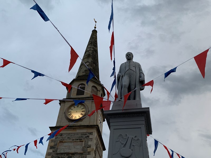 Sir Walter Scott & bunting