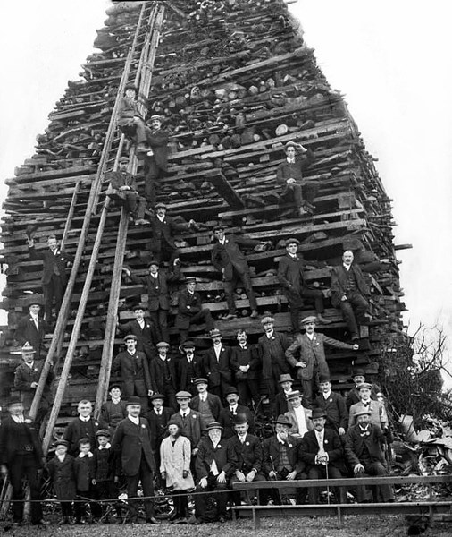 1902 Coronation bonfire at Windy Fields, Winlaton