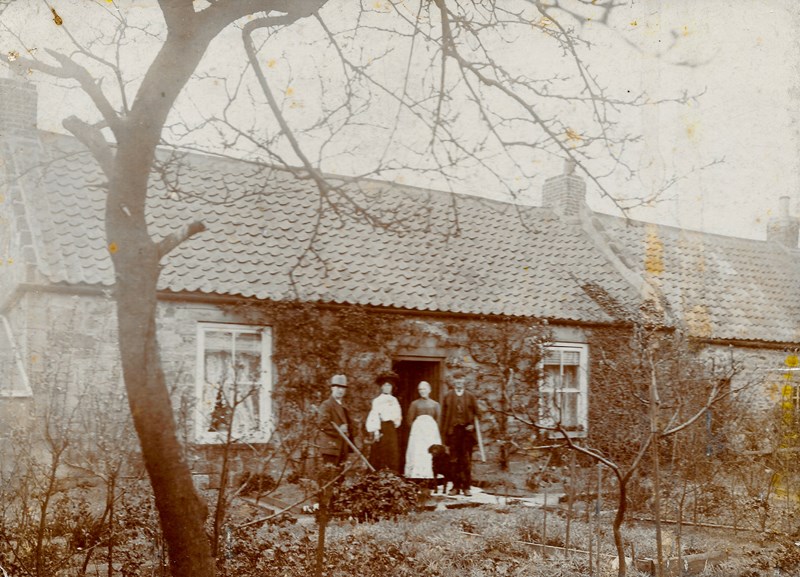 The McQueens at Hill Head Cottages
