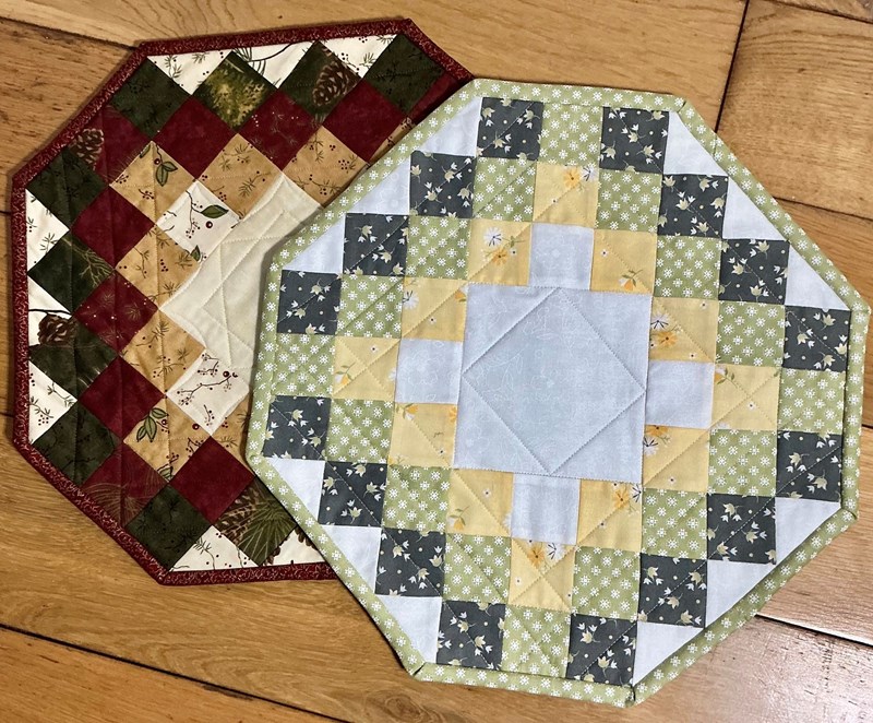 Octagon Table Topper