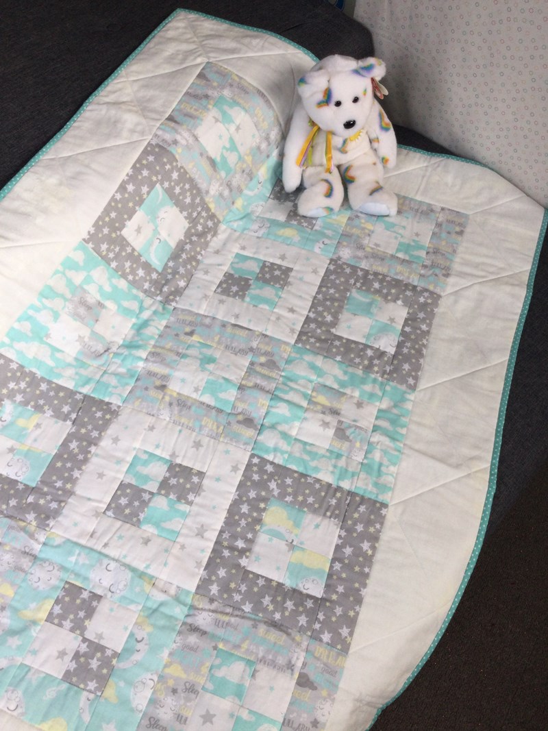 Sweet Dreams Cot Quilt