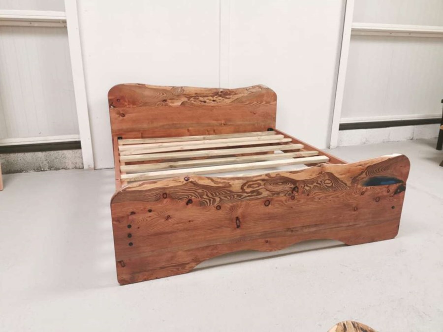 Natural Edge Bed