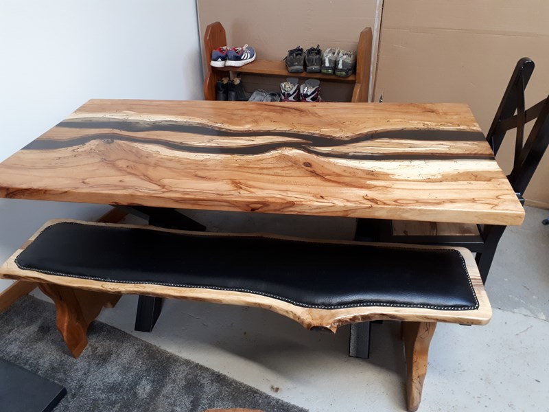 Sycamore twin river table