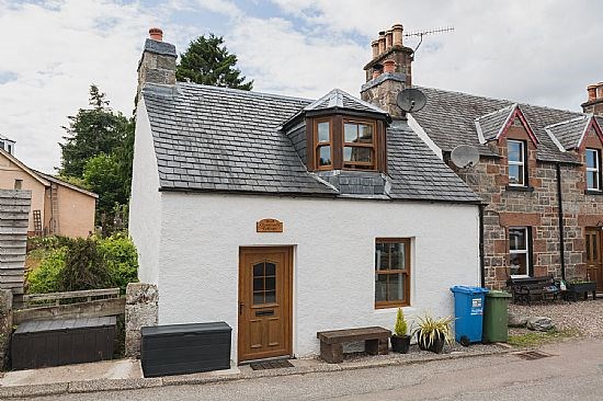 there-is-no-outdoor-space-at-the-cottage