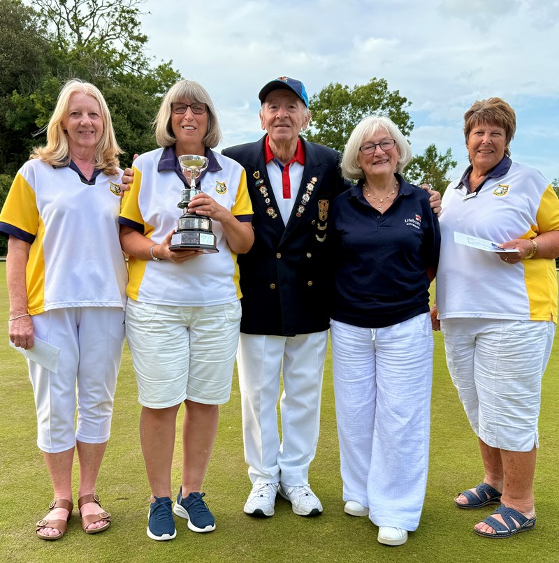 Hellingly BC - Winners of the Lifeboat Triples