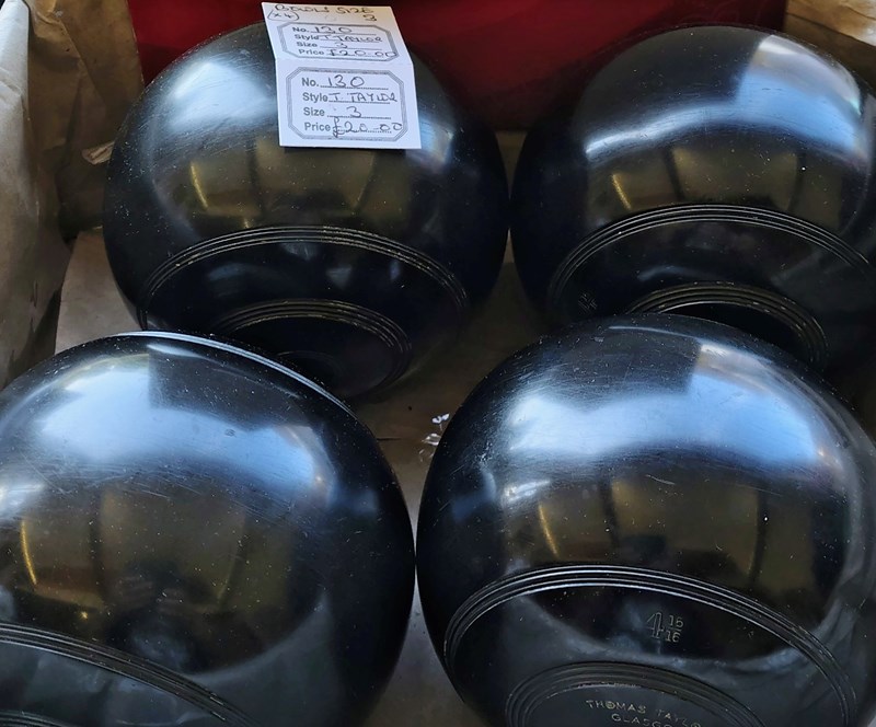 THOMAS TAYLOR SIZE 3   SET OF 4 BOWLS