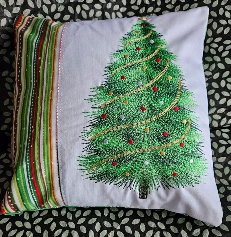 Textured Christmas Tree Cushion