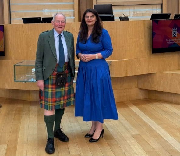 Volunteer award for Walter
