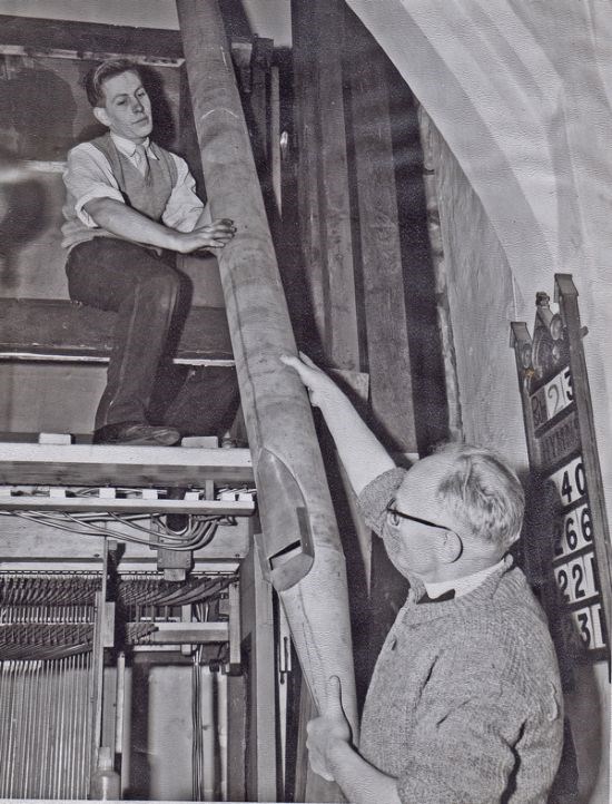 1960 The Refurbishing of the Organ. 