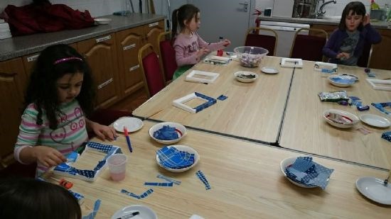 Decorating Photo Frames at Cromarty Junior Youth Café