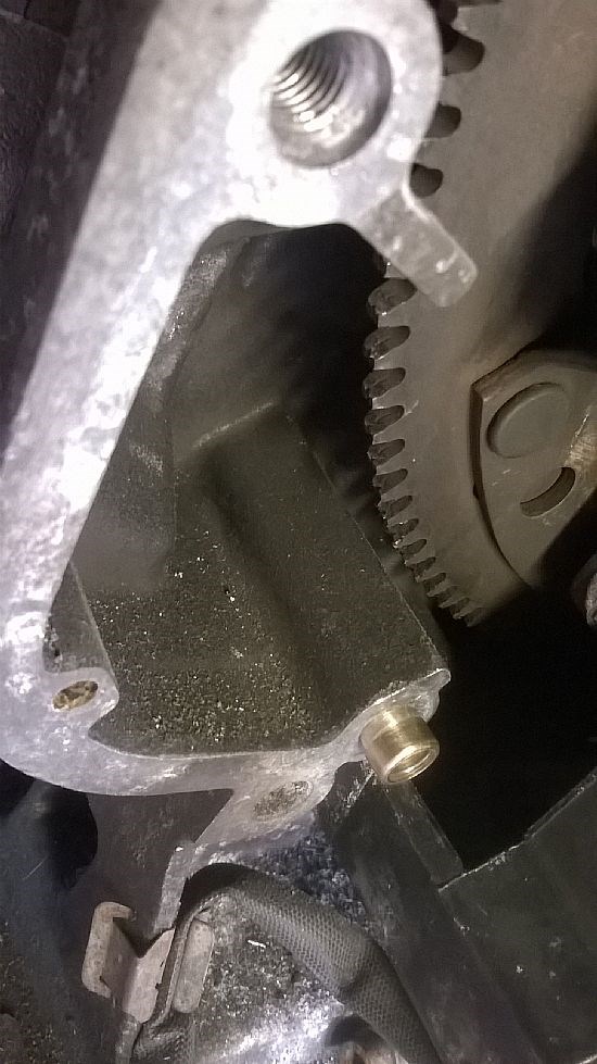 Hollow dowel fitted (the OEM# is 11111340009) for handy reference