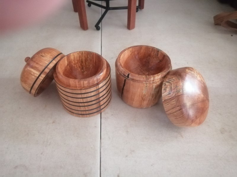 826/827 Spalted Oak 90 dia Tooth Fairy boxes