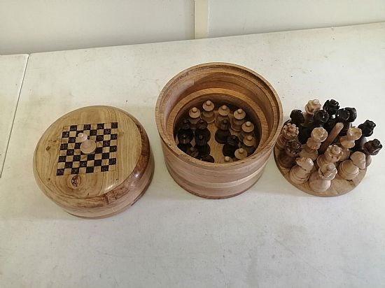 #710 to 742 Chess set and box