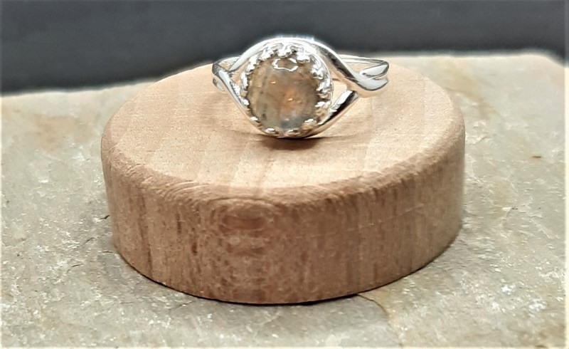 Adjustable Blue Flash Labradorite sterling silver ring (925)