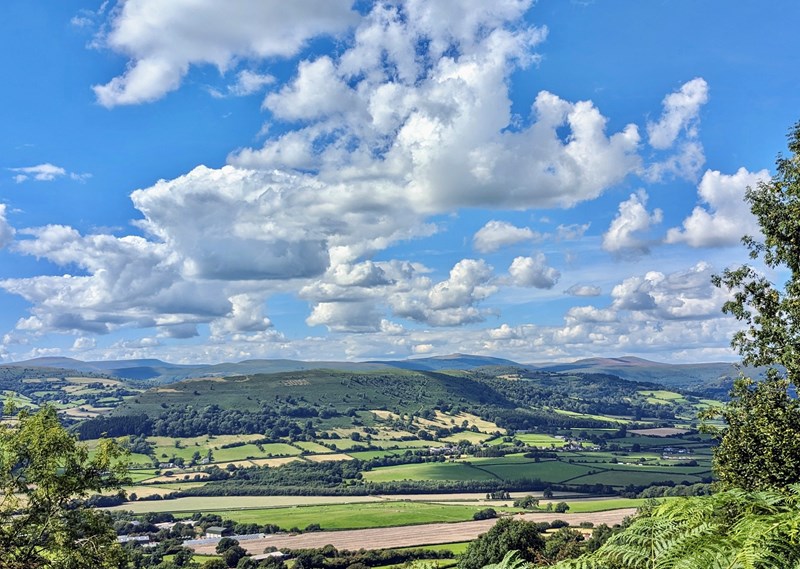 Bryn Arw and Black Mountains