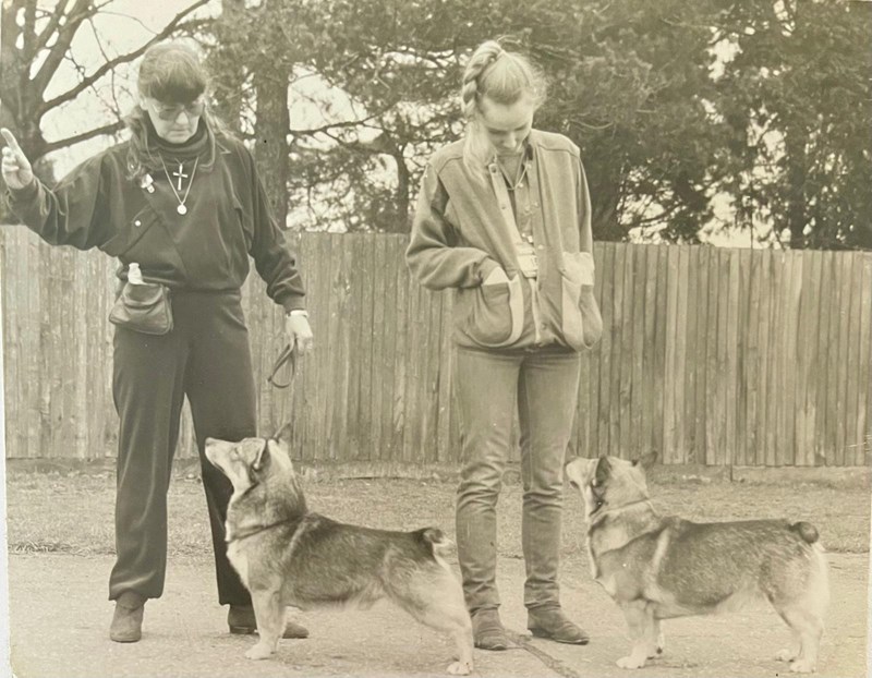 Ch Rosern Forever left Ch Norsled Mac right