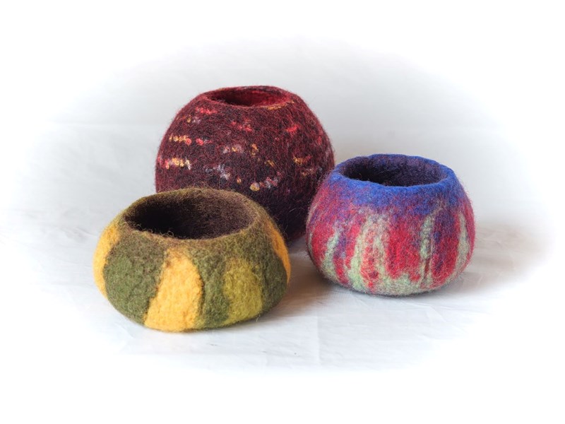 Learning Techniques 2: Wet Felted Bowl 