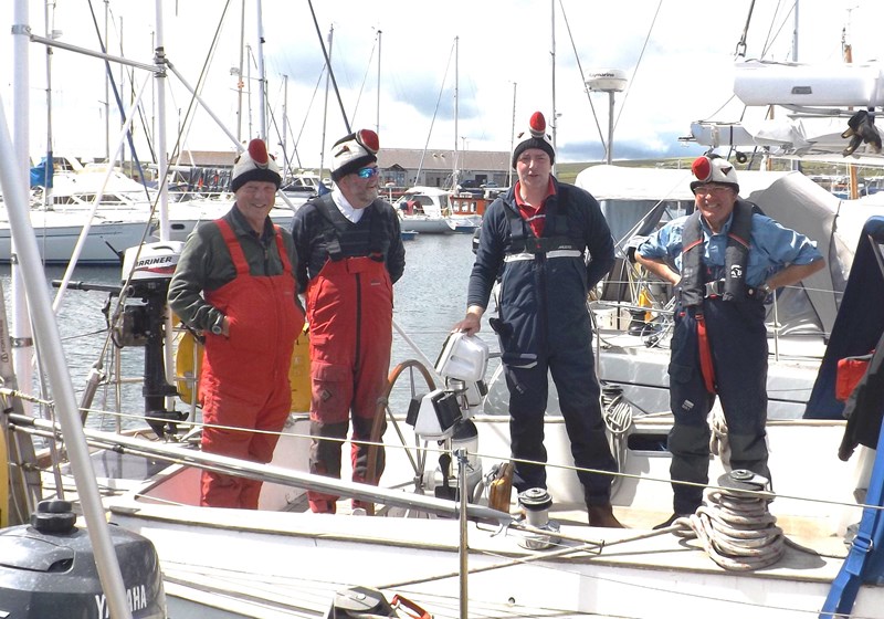 21 Iona crew