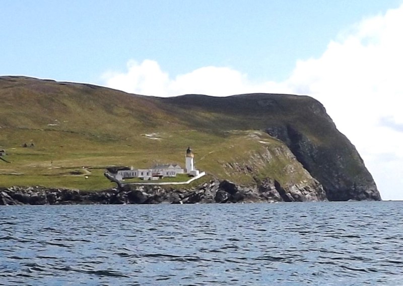 9.Bressay light