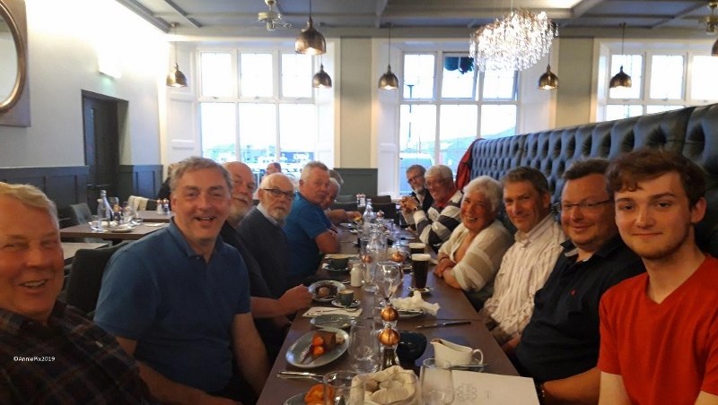 19.kirkwall dinner 2